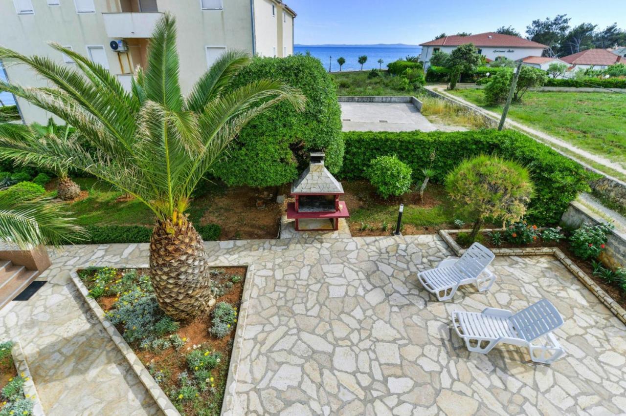 Apartments In House Liveric, In Vir At The Beach Esterno foto